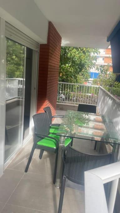 Apartamento Moderno Y Coqueto En Playa San Juan لقنت المظهر الخارجي الصورة