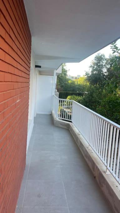 Apartamento Moderno Y Coqueto En Playa San Juan لقنت المظهر الخارجي الصورة