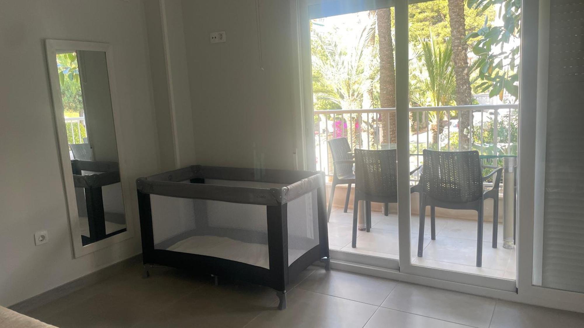 Apartamento Moderno Y Coqueto En Playa San Juan لقنت المظهر الخارجي الصورة